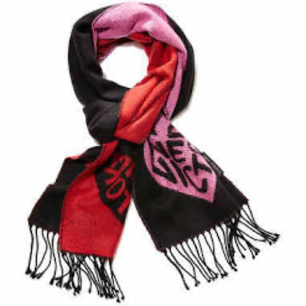 VS Blanket Sweater